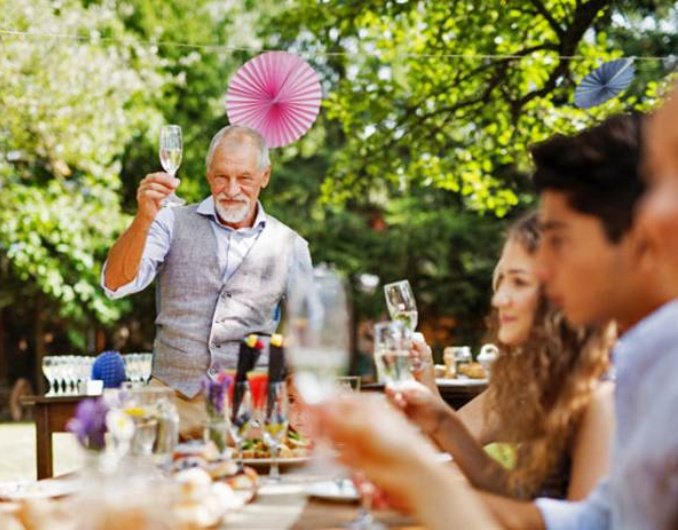 Zu einem Anlass spenden